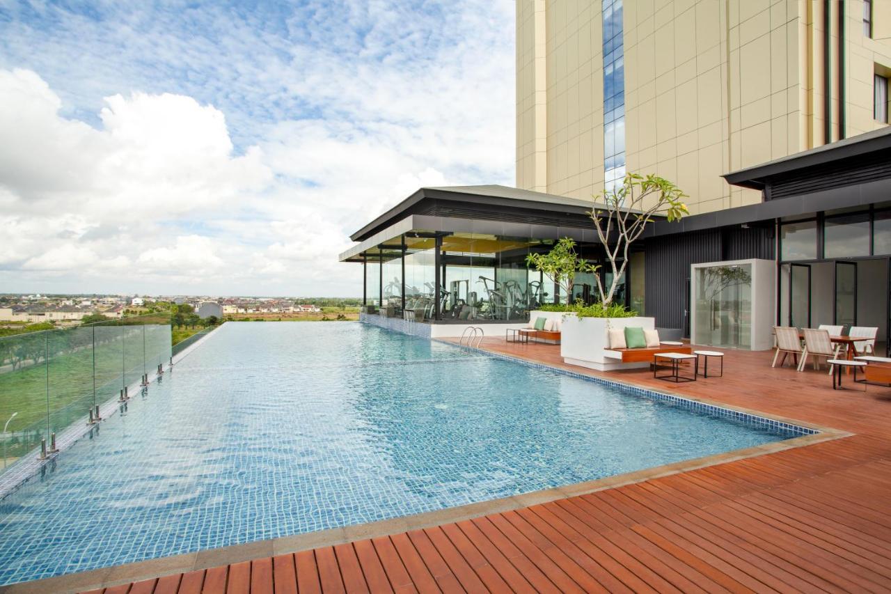 Wyndham Opi Hotel Palembang Extérieur photo