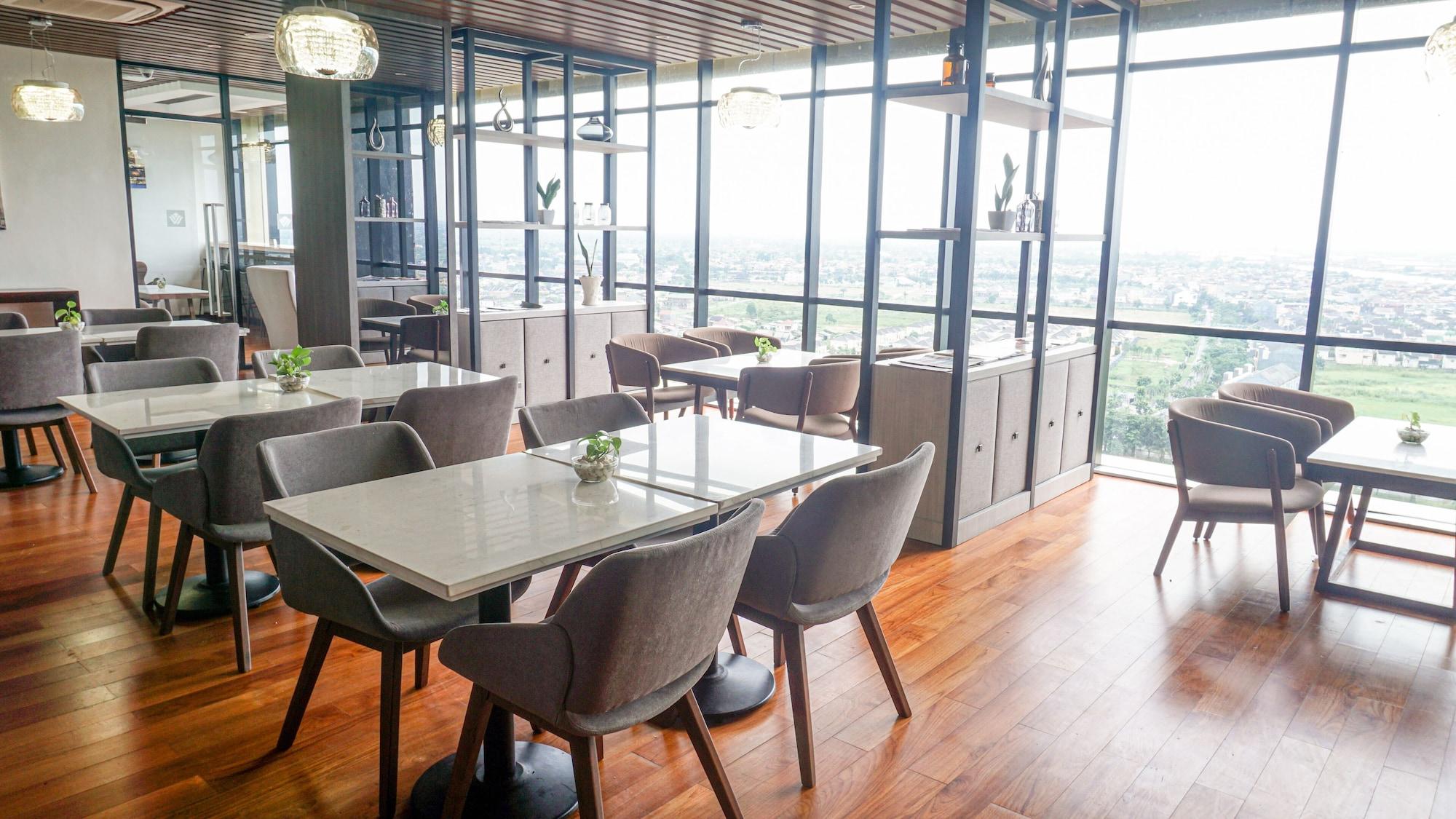 Wyndham Opi Hotel Palembang Extérieur photo