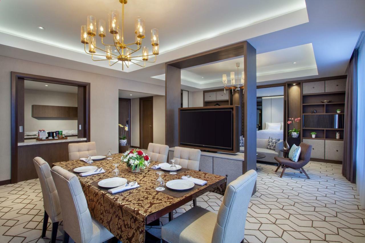Wyndham Opi Hotel Palembang Extérieur photo
