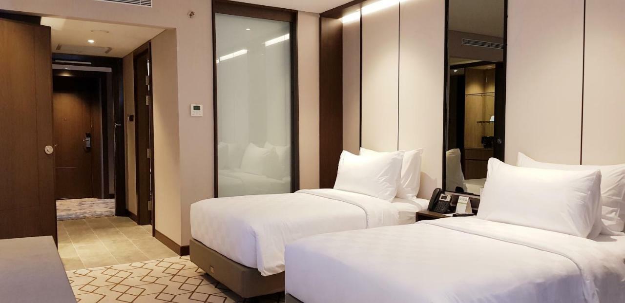 Wyndham Opi Hotel Palembang Extérieur photo